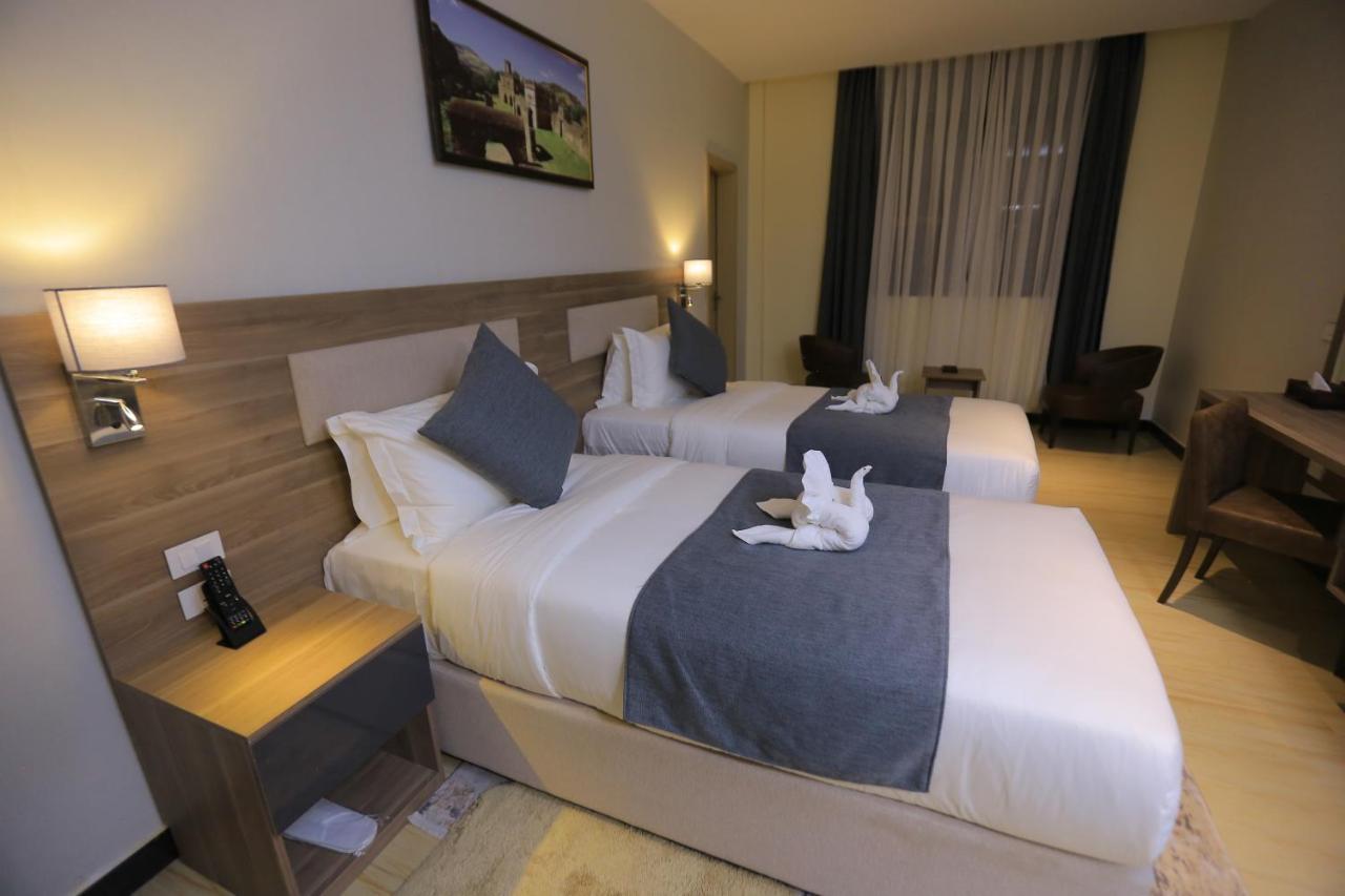 אדיס אבבה Triple E Hotel And Spa מראה חיצוני תמונה